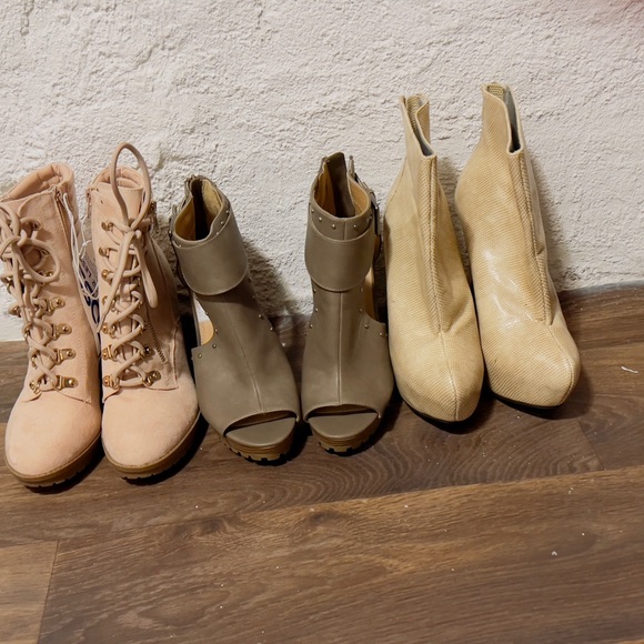 Tons of women’s heels. - Picture 7 of 14